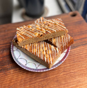 Banana & Roasted Hazelnut Blondies (4 per pack)  - Available for delivery FRIDAY 12th  & SATURDAY 13th September